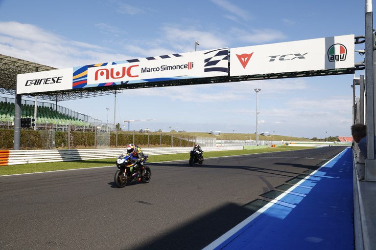 Action_260925@foto_snap_shot (28).JPG