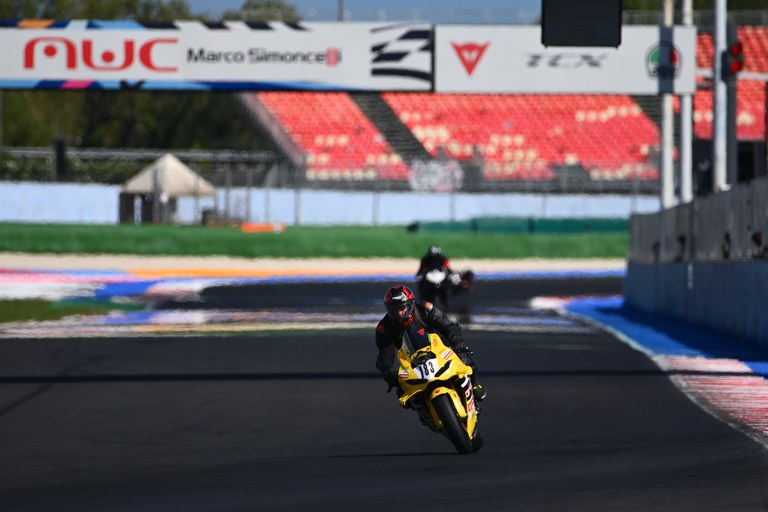 Action_260925@foto_snap_shot (90).JPG